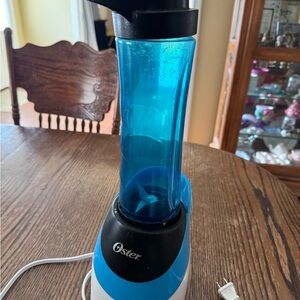 Oster Vibrant Blue Blender Bottle